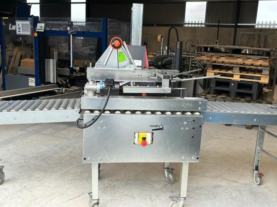 Soco T10 Case Sealer Infeed Outfeed Gravity Conveyors Pic 05